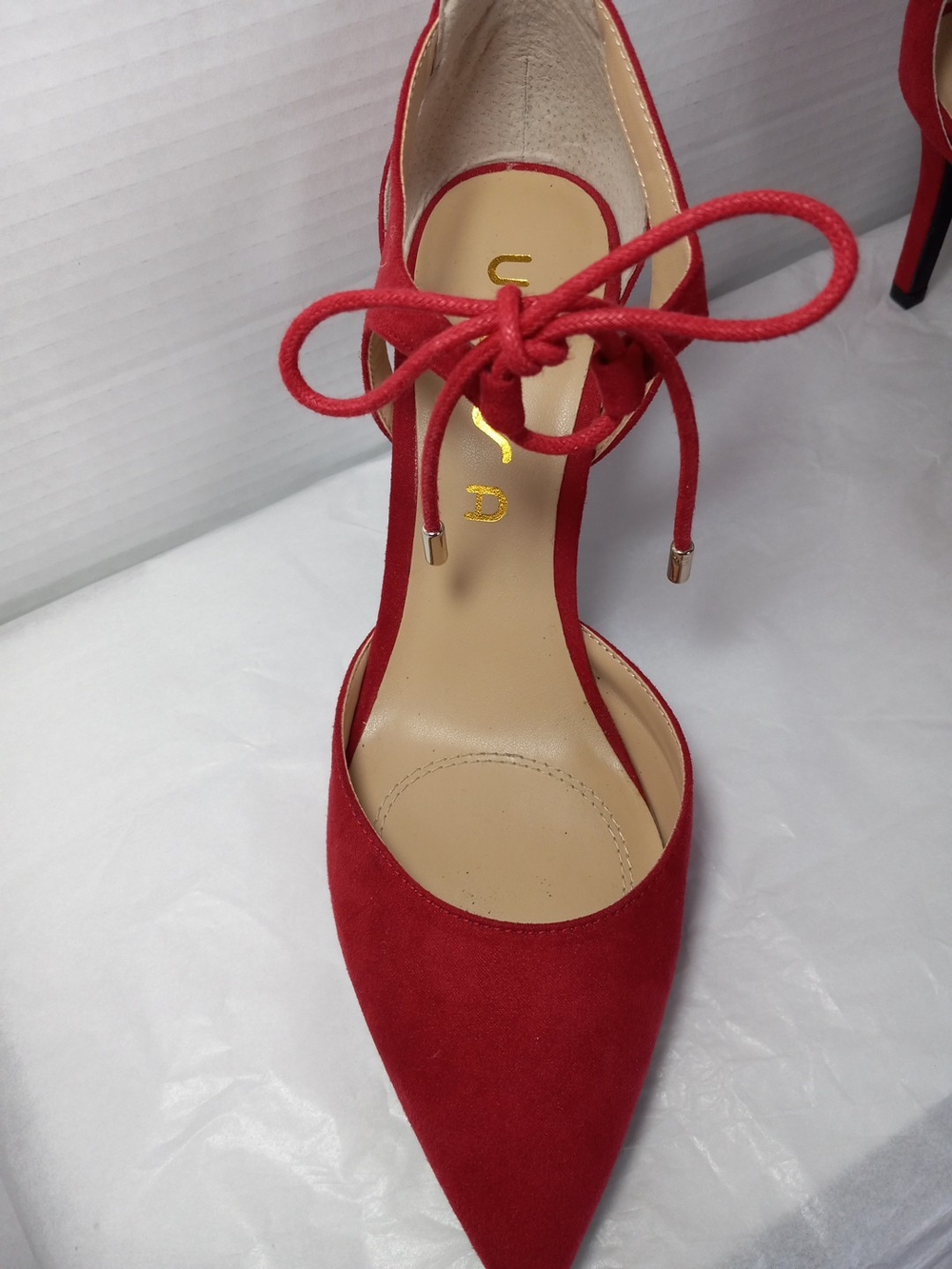Unisa Red Faux Suede Pointed-Toe Tie Ankle Heels - Women Size 8 - Picture 4 of 10